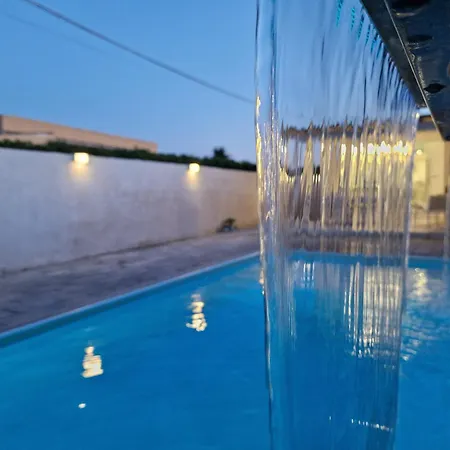 Holiday home Giomatti Avola